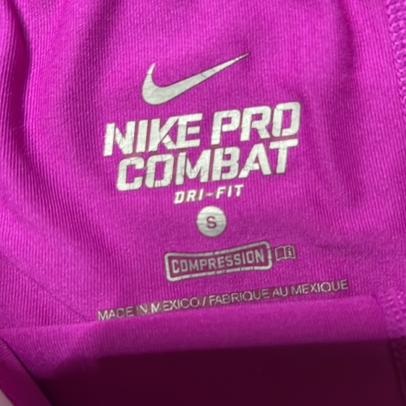 Women’s Nike Pro DriFit Fushia 2.5 Compression Shorts Size Small - Picture 6 of 7